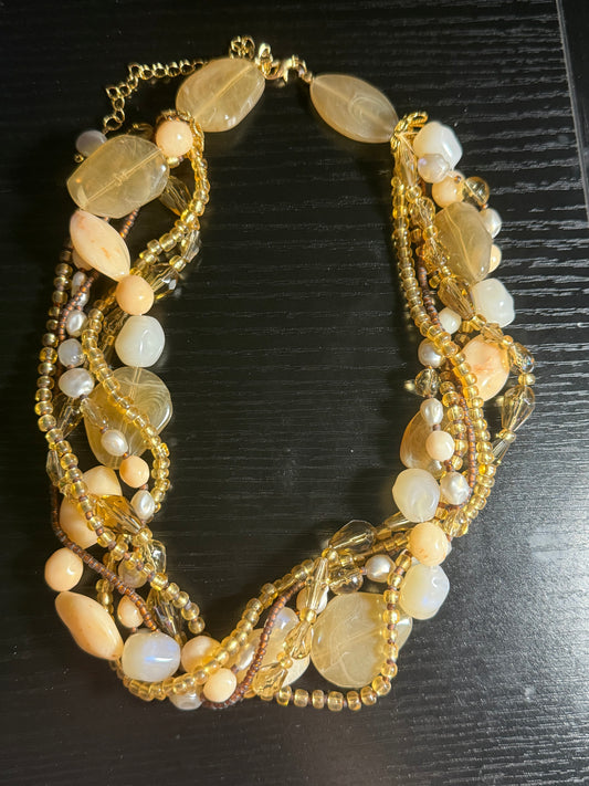 Creme Twist Necklace